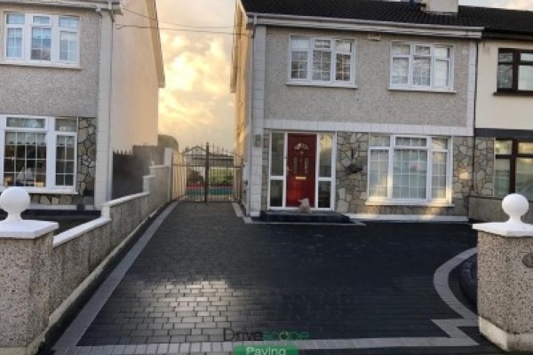 Charcoal Block Paving