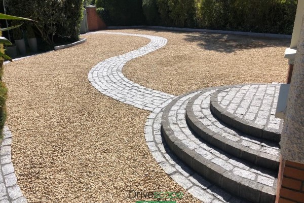 Gravel Driveway With Triple Step