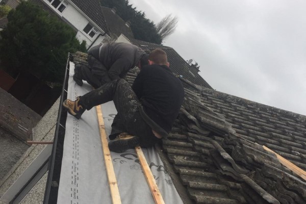 roofing-repair (1) Damaged Felt Underlay
